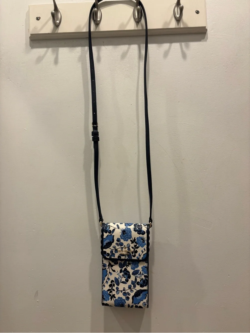 kate spade Blue Floral Crossbody Phone Bag with Navy Strap